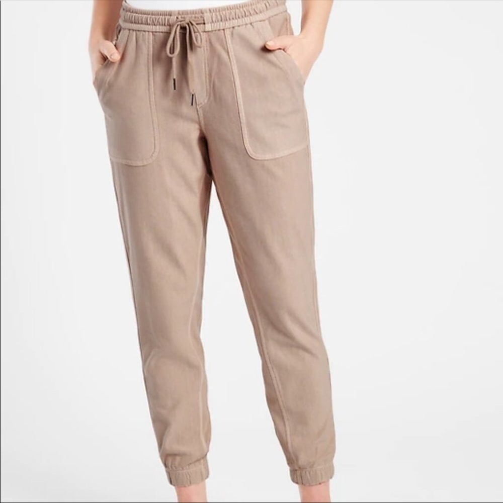 ATHLETA MOLT BEIGE FARALLON JOGGERS